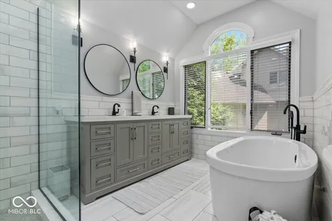 9810 Gulfstream Drive Fishers IN 46037