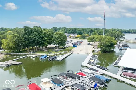 9810 Gulfstream Drive Fishers IN 46037
