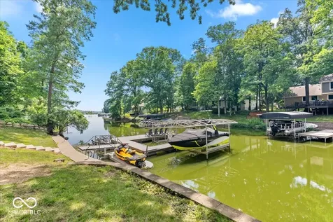 9810 Gulfstream Drive Fishers IN 46037