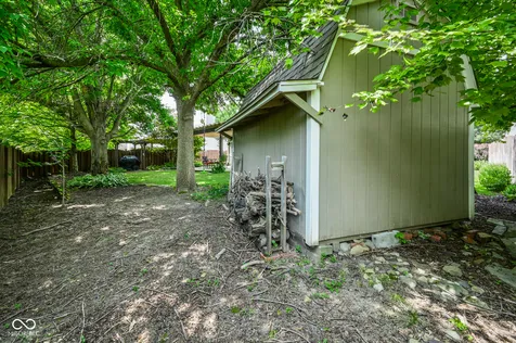 13009 Sinclair Place Fishers IN 46038