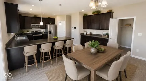 9122 Hemingway Drive Indianapolis IN 46239