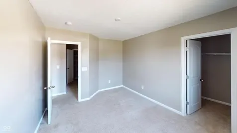 9122 Hemingway Drive Indianapolis IN 46239