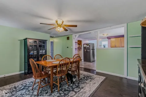 2094 Shady Columbus IN 47201