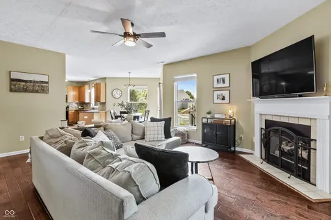 1371 Holden Court Carmel IN 46032
