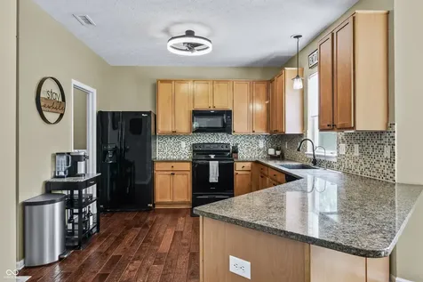 1371 Holden Court Carmel IN 46032