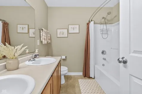 1371 Holden Court Carmel IN 46032