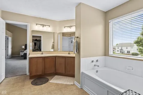 1371 Holden Court Carmel IN 46032