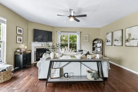 1371 Holden Court Carmel IN 46032