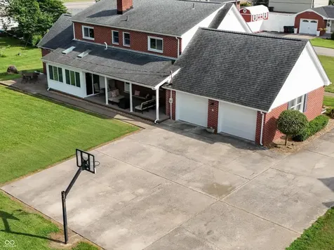 105 W Summit Street Brownstown IN 47220