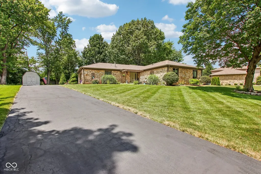 11318 Rolling Springs Drive Carmel IN 46033