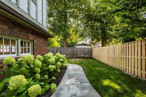 5725 N Washington Boulevard Indianapolis IN 46220