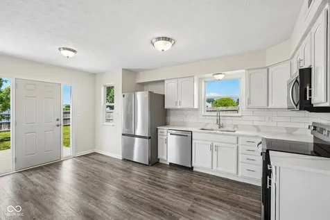 1302 Grand Canyon Circle Franklin IN 46131