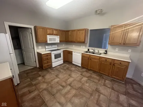 7123 Dublin Lane Indianapolis IN 46239