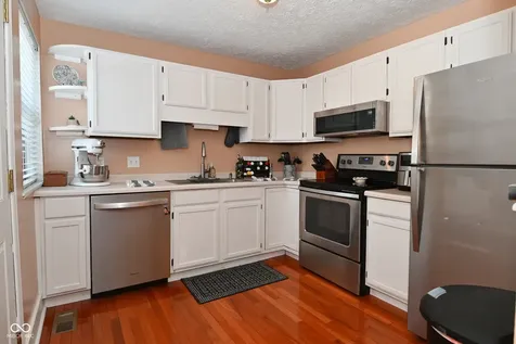 520 Sutherland Avenue Indianapolis IN 46205