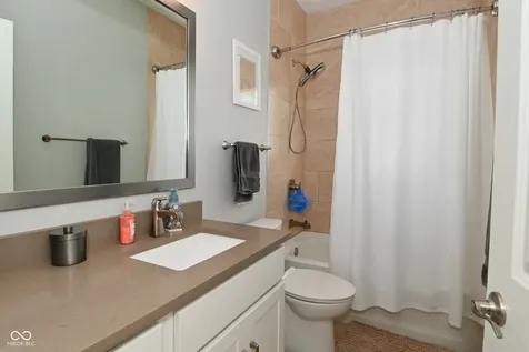 520 Sutherland Avenue Indianapolis IN 46205