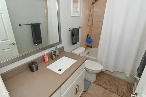 520 Sutherland Avenue Indianapolis IN 46205