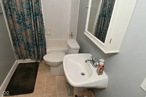520 Sutherland Avenue Indianapolis IN 46205
