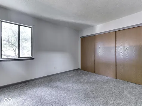 5707 Bradston Way Indianapolis IN 46237