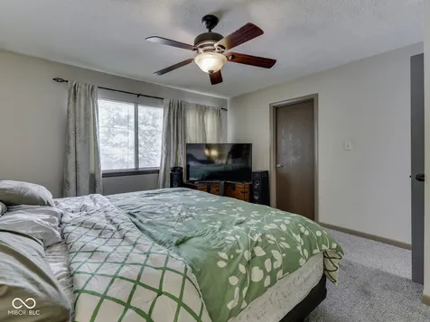 5707 Bradston Way Indianapolis IN 46237