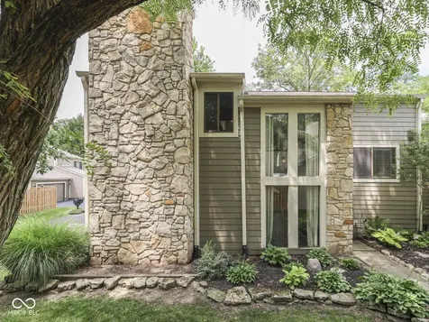 5707 Bradston Way Indianapolis IN 46237