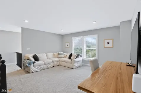 230 Elmsborough Bend Westfield IN 46074