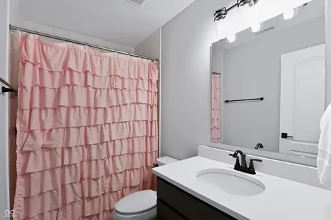230 Elmsborough Bend Westfield IN 46074