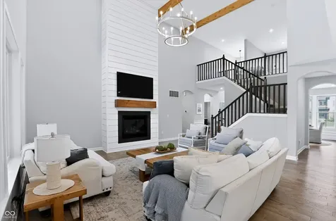 230 Elmsborough Bend Westfield IN 46074