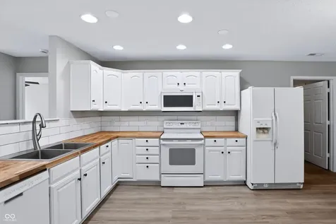 8320 S Evening Drive Pendleton IN 46064