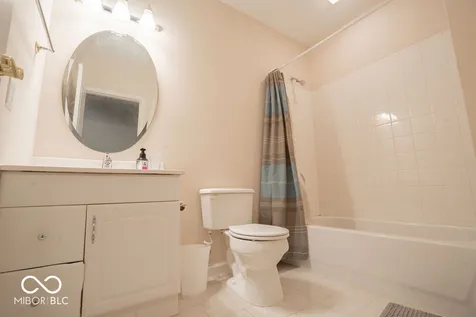 6428 Valleywood Court Avon IN 46123