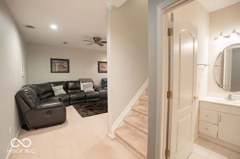 6428 Valleywood Court Avon IN 46123