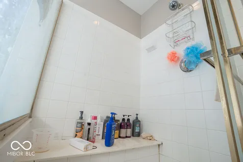 6428 Valleywood Court Avon IN 46123