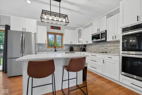 6427 Royal Oakland Drive Indianapolis IN 46236