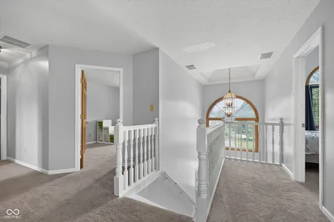 6427 Royal Oakland Drive Indianapolis IN 46236