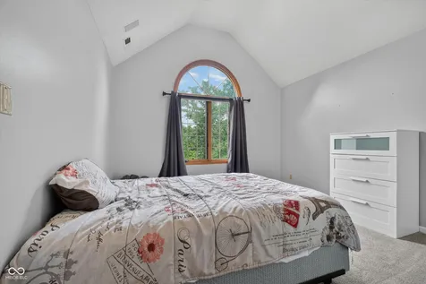 6427 Royal Oakland Drive Indianapolis IN 46236
