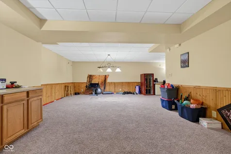 6427 Royal Oakland Drive Indianapolis IN 46236