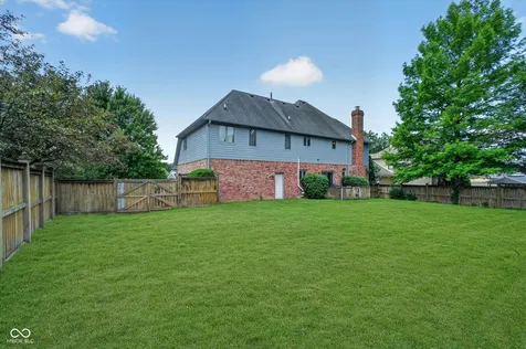 6427 Royal Oakland Drive Indianapolis IN 46236