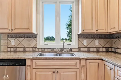 16393 Valhalla Drive Noblesville IN 46060