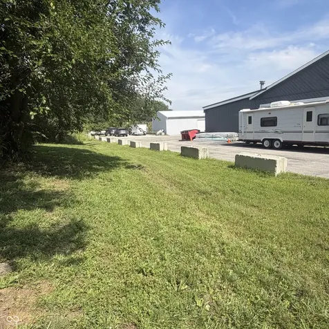 594 N Front Street Whiteland IN 46184