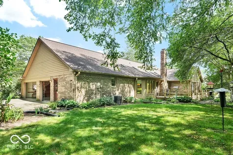 11357 Brentwood Avenue Zionsville IN 46077