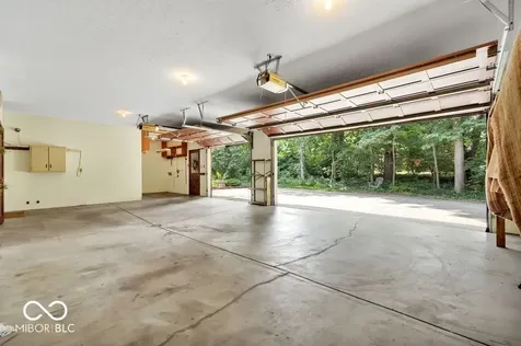 11357 Brentwood Avenue Zionsville IN 46077