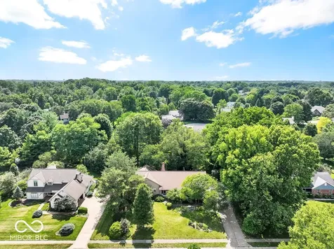 11357 Brentwood Avenue Zionsville IN 46077