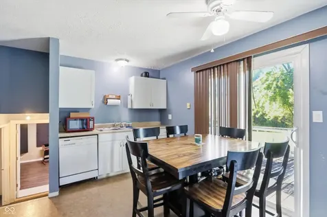 812 Moss Oak Court Indianapolis IN 46217