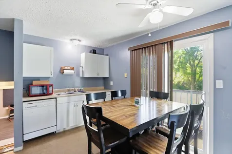 812 Moss Oak Court Indianapolis IN 46217