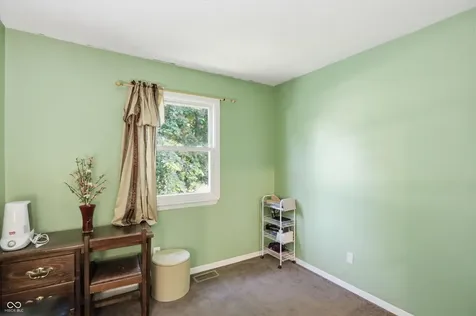 812 Moss Oak Court Indianapolis IN 46217