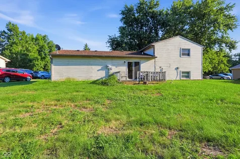 812 Moss Oak Court Indianapolis IN 46217