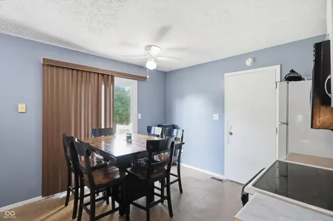 812 Moss Oak Court Indianapolis IN 46217