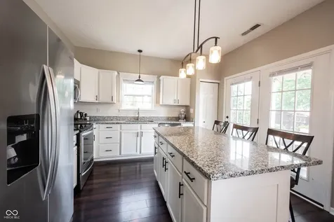 13273 Eastwood Lane Fishers IN 46038