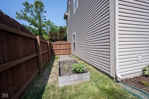 13273 Eastwood Lane Fishers IN 46038