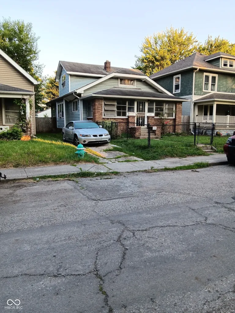1210 N Oxford Street Indianapolis IN 46201