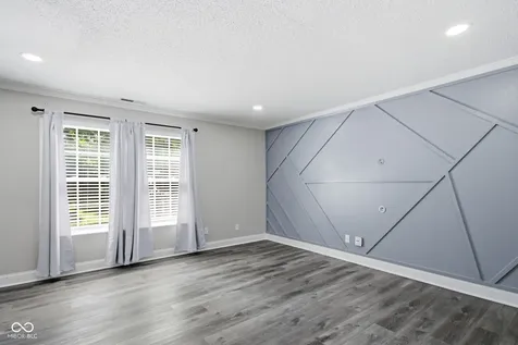 1748 Feather Reed Lane Greenwood IN 46143